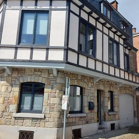 Le Cocon * Ла-Рош-ан-Арден